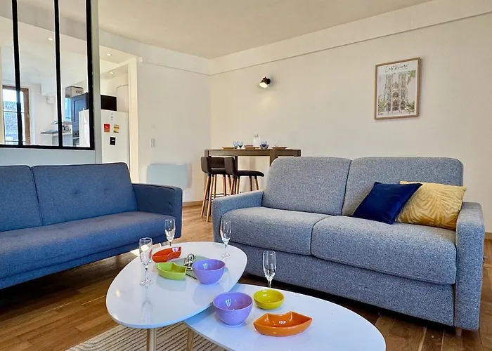 Apartment Cafe Des Arts Sur La Voie Des Sacres *