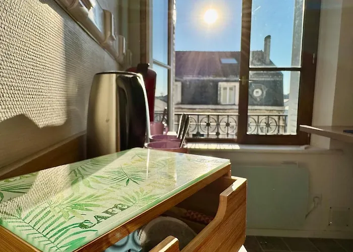 Apartment Cafe Des Arts Sur La Voie Des Sacres *